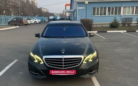 Mercedes-Benz E-Класс, 2013 год, 1 900 000 рублей, 6 фотография