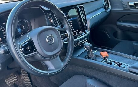 Volvo V60 II, 2020 год, 3 950 000 рублей, 9 фотография