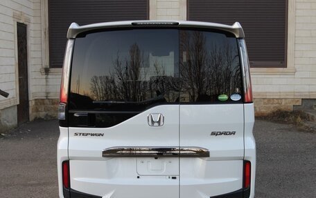 Honda Stepwgn IV, 2022 год, 2 200 000 рублей, 6 фотография