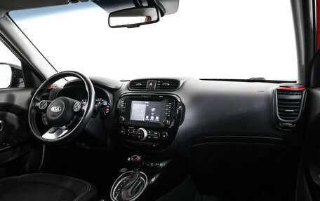 KIA Soul II рестайлинг, 2017 год, 1 949 000 рублей, 10 фотография