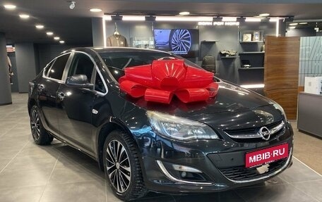 Opel Astra J, 2013 год, 653 000 рублей, 1 фотография