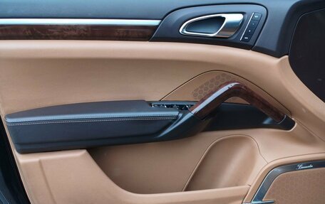 Porsche Cayenne III, 2011 год, 1 750 000 рублей, 18 фотография