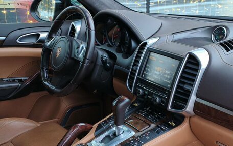Porsche Cayenne III, 2011 год, 1 750 000 рублей, 19 фотография