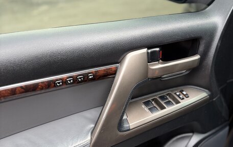 Toyota Land Cruiser 200, 2009 год, 2 590 000 рублей, 13 фотография