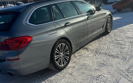 BMW 5 серия, 2019 год, 4 300 000 рублей, 4 фотография