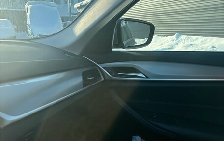 BMW 5 серия, 2019 год, 4 300 000 рублей, 17 фотография