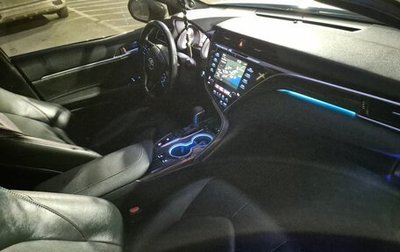 Toyota Camry, 2019 год, 3 000 000 рублей, 1 фотография