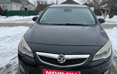 Opel Astra J, 2011 год, 630 000 рублей, 1 фотография