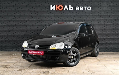 Volkswagen Golf V, 2005 год, 540 000 рублей, 1 фотография