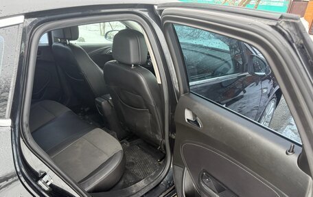 Opel Astra J, 2011 год, 630 000 рублей, 7 фотография