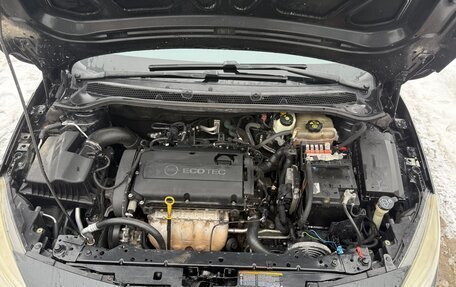 Opel Astra J, 2011 год, 630 000 рублей, 11 фотография