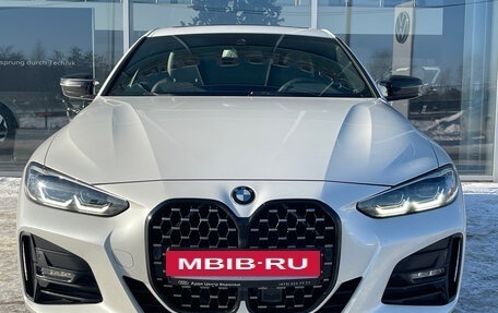 BMW 4 серия, 2022 год, 6 100 000 рублей, 2 фотография