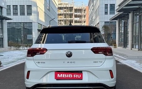 Volkswagen T-Roc I, 2022 год, 2 100 000 рублей, 6 фотография