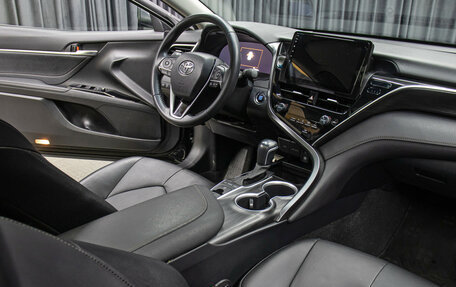 Toyota Camry, 2022 год, 3 998 000 рублей, 11 фотография