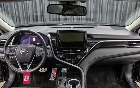 Toyota Camry, 2022 год, 3 998 000 рублей, 13 фотография