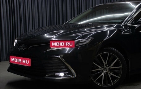 Toyota Camry, 2022 год, 3 998 000 рублей, 20 фотография