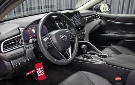 Toyota Camry, 2022 год, 3 998 000 рублей, 15 фотография