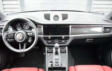 Porsche Macan I рестайлинг, 2025 год, 12 490 000 рублей, 16 фотография
