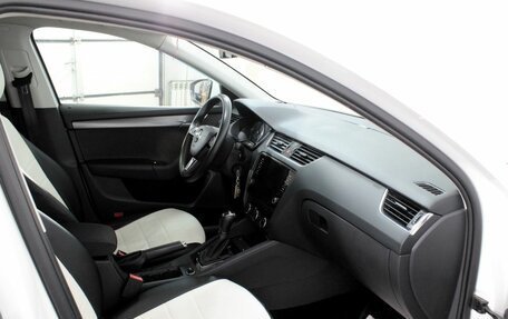 Skoda Octavia, 2018 год, 1 575 000 рублей, 6 фотография