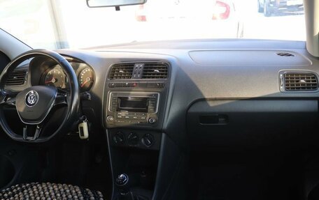 Volkswagen Polo VI (EU Market), 2016 год, 899 000 рублей, 12 фотография