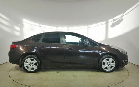 Opel Astra J, 2013 год, 770 000 рублей, 4 фотография