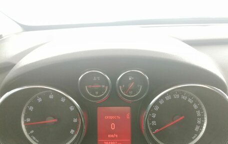 Opel Astra J, 2013 год, 770 000 рублей, 11 фотография