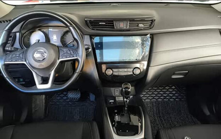 Nissan X-Trail, 2022 год, 2 200 000 рублей, 7 фотография