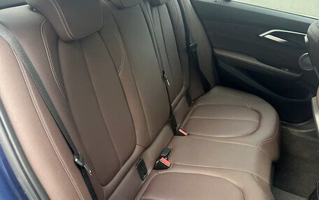 BMW 1 серия, 2021 год, 1 800 000 рублей, 20 фотография