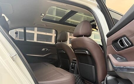 BMW 3 серия, 2022 год, 2 900 000 рублей, 16 фотография