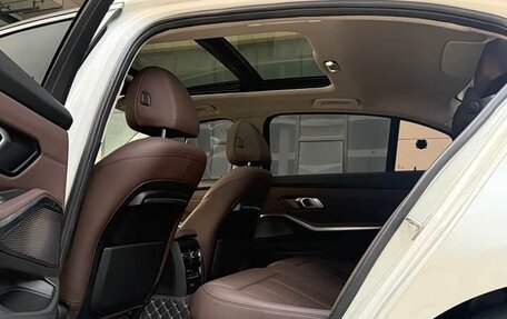 BMW 3 серия, 2022 год, 2 900 000 рублей, 14 фотография