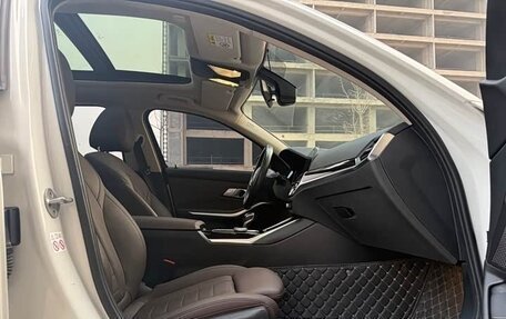 BMW 3 серия, 2022 год, 2 900 000 рублей, 17 фотография