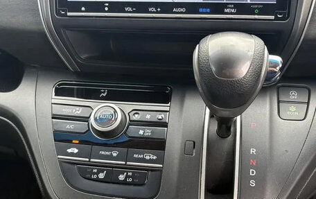 Honda Freed II, 2022 год, 1 550 000 рублей, 10 фотография