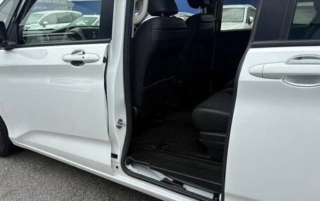 Honda Freed II, 2022 год, 1 550 000 рублей, 6 фотография