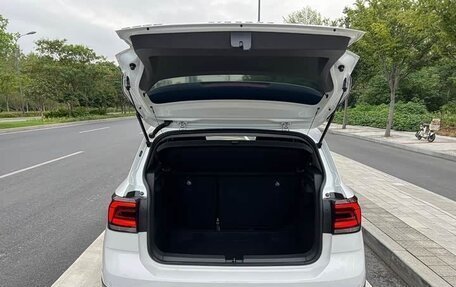 Volkswagen T-Cross I, 2022 год, 1 900 000 рублей, 14 фотография