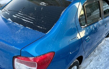 Renault Logan II, 2017 год, 850 000 рублей, 7 фотография