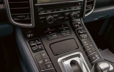 Porsche Cayenne III, 2013 год, 2 595 000 рублей, 15 фотография