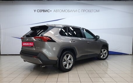 Toyota RAV4, 2022 год, 3 090 000 рублей, 3 фотография