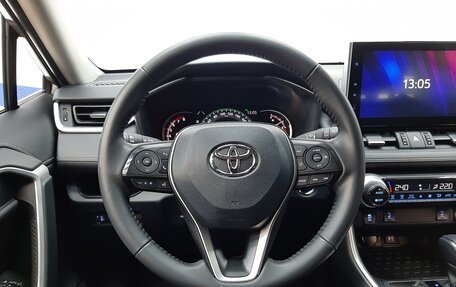 Toyota RAV4, 2022 год, 3 090 000 рублей, 15 фотография