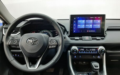 Toyota RAV4, 2022 год, 3 090 000 рублей, 18 фотография