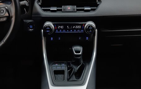 Toyota RAV4, 2022 год, 3 090 000 рублей, 20 фотография