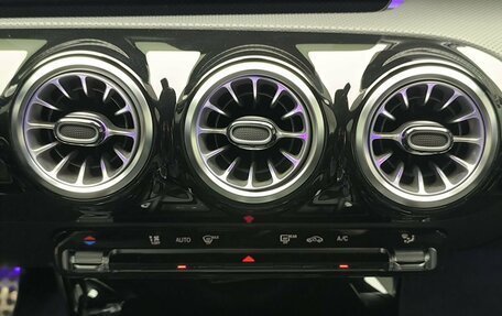 Mercedes-Benz CLA, 2021 год, 3 500 000 рублей, 10 фотография