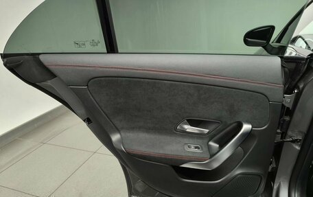 Mercedes-Benz CLA, 2021 год, 3 500 000 рублей, 23 фотография