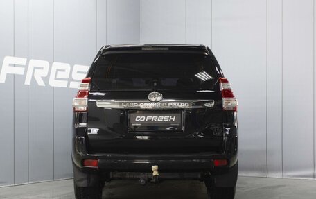 Toyota Land Cruiser Prado 150 рестайлинг 2, 2015 год, 3 340 000 рублей, 4 фотография