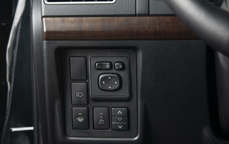 Toyota Land Cruiser Prado 150 рестайлинг 2, 2015 год, 3 340 000 рублей, 17 фотография