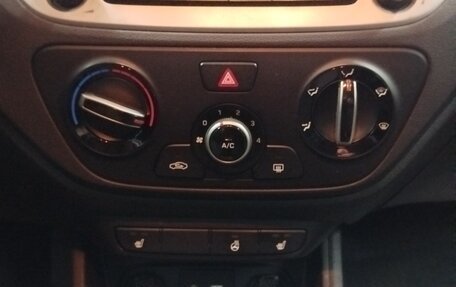 Hyundai Solaris II рестайлинг, 2017 год, 1 230 000 рублей, 17 фотография