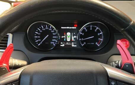 Land Rover Discovery Sport I рестайлинг, 2015 год, 2 300 000 рублей, 10 фотография