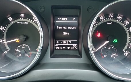 Skoda Yeti I рестайлинг, 2017 год, 1 300 000 рублей, 10 фотография