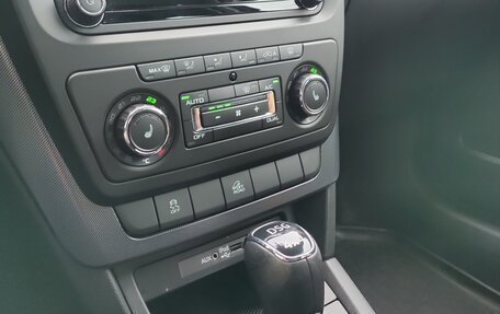 Skoda Yeti I рестайлинг, 2017 год, 1 300 000 рублей, 11 фотография