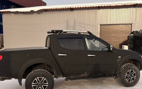 Mitsubishi L200 IV рестайлинг, 2012 год, 1 600 000 рублей, 6 фотография