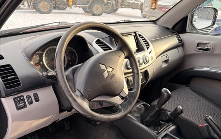 Mitsubishi L200 IV рестайлинг, 2012 год, 1 600 000 рублей, 9 фотография